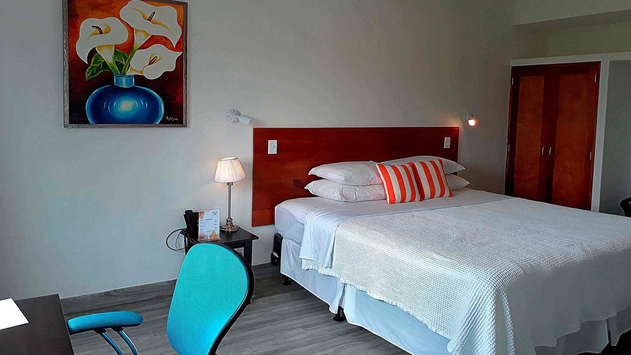 Hotel Casa Royale Bluefields Bagian luar foto